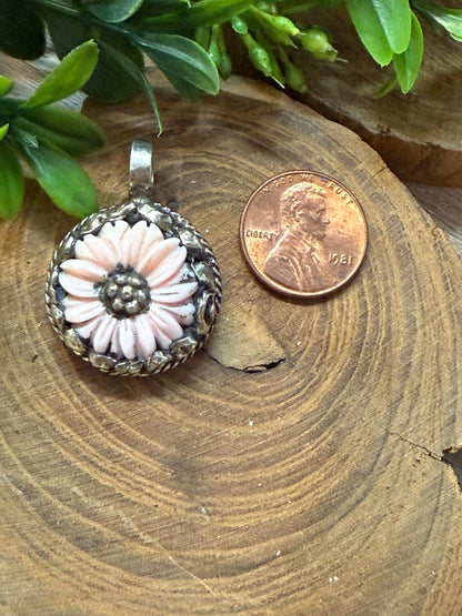 Small Pink Daisy Tibetan Pendant - Vintage Vault Boutique