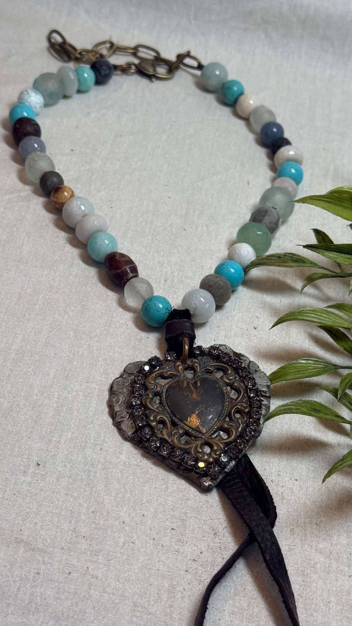 Rustic Bling Heart Necklace - Vintage Vault Boutique