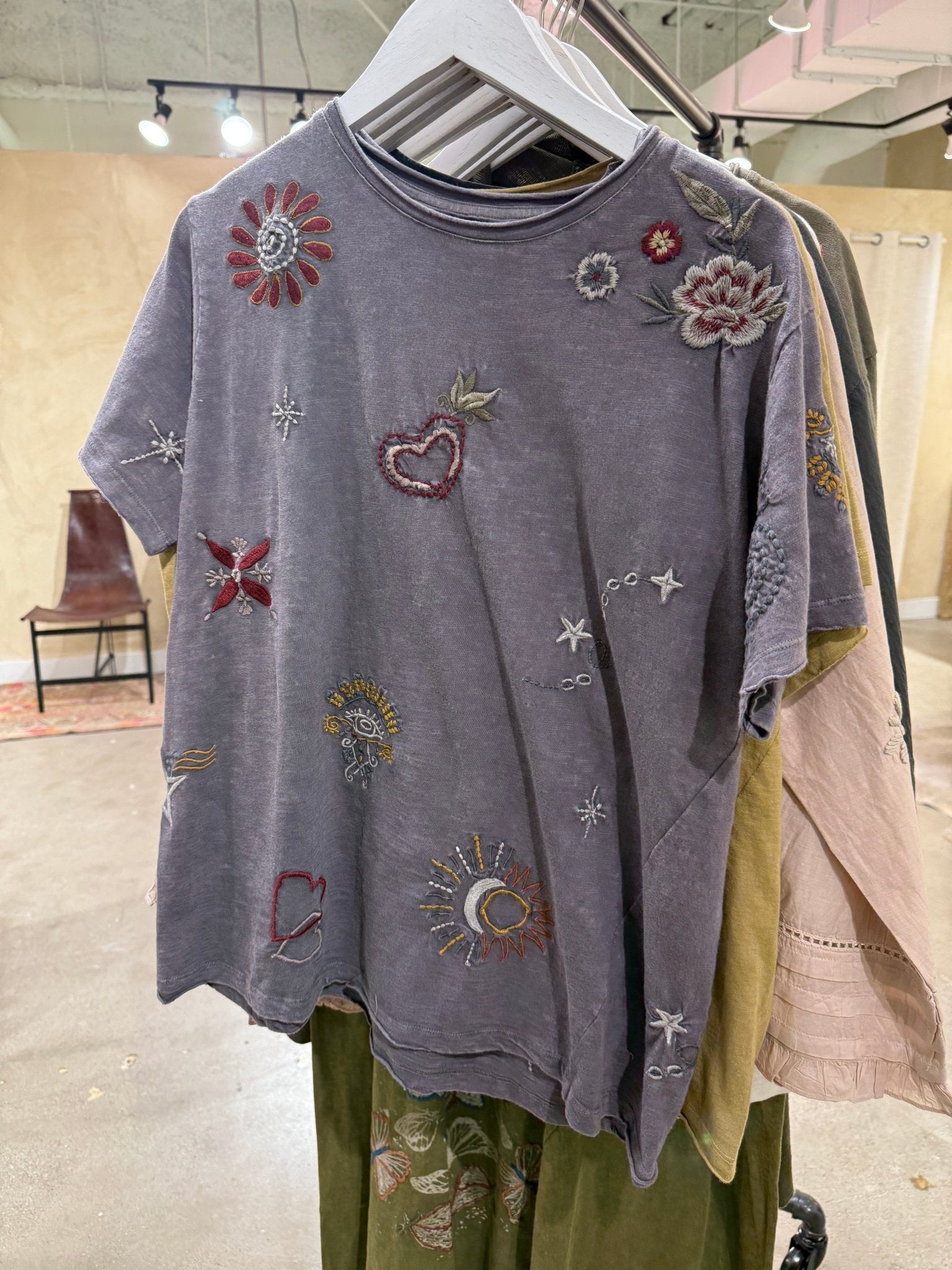 Marli - Feel Good T-Shirt - Vintage Vault Boutique