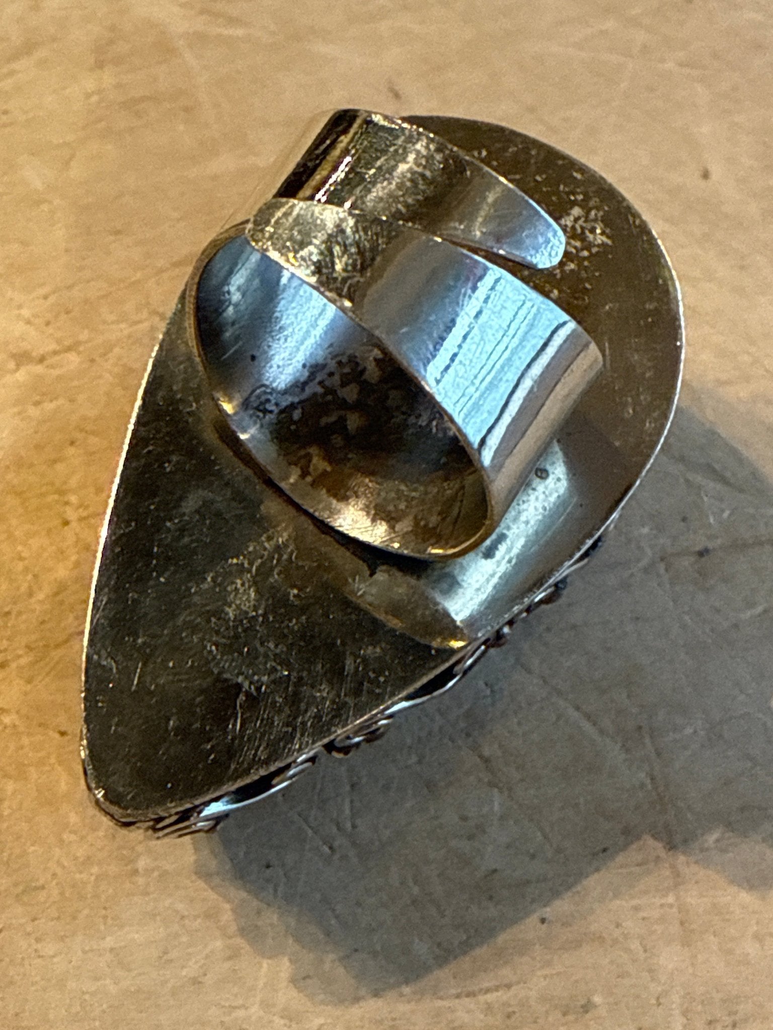 Embossed Labradorite Tear Ring - Vintage Vault Boutique