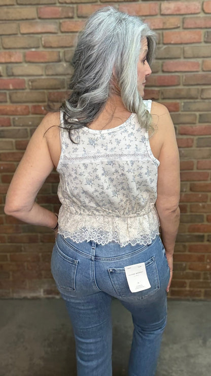 Cream Floral Tank Top - Vintage Vault Boutique