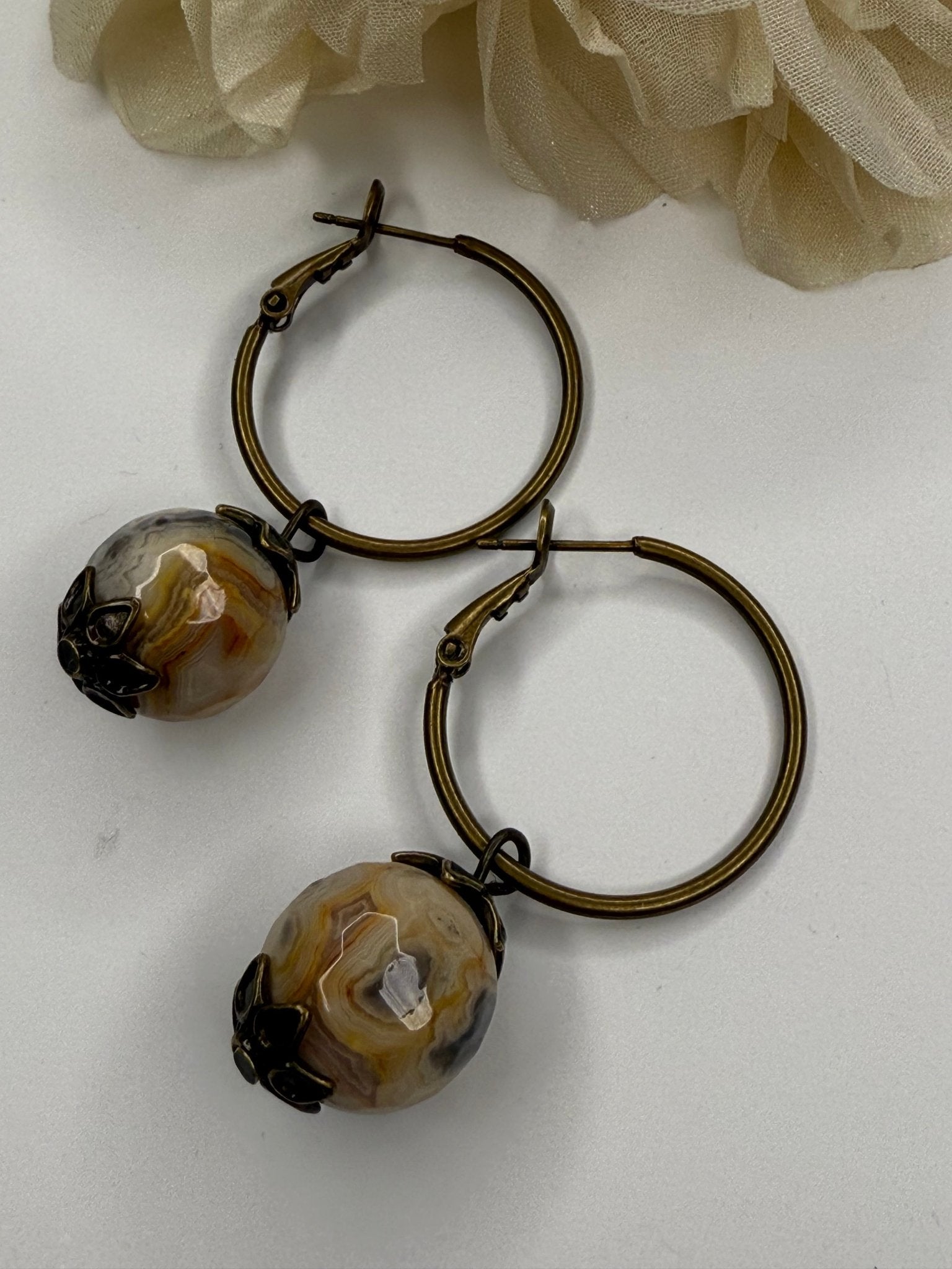Marbled Faceted Stone Drop Earring - Vintage Vault Boutique