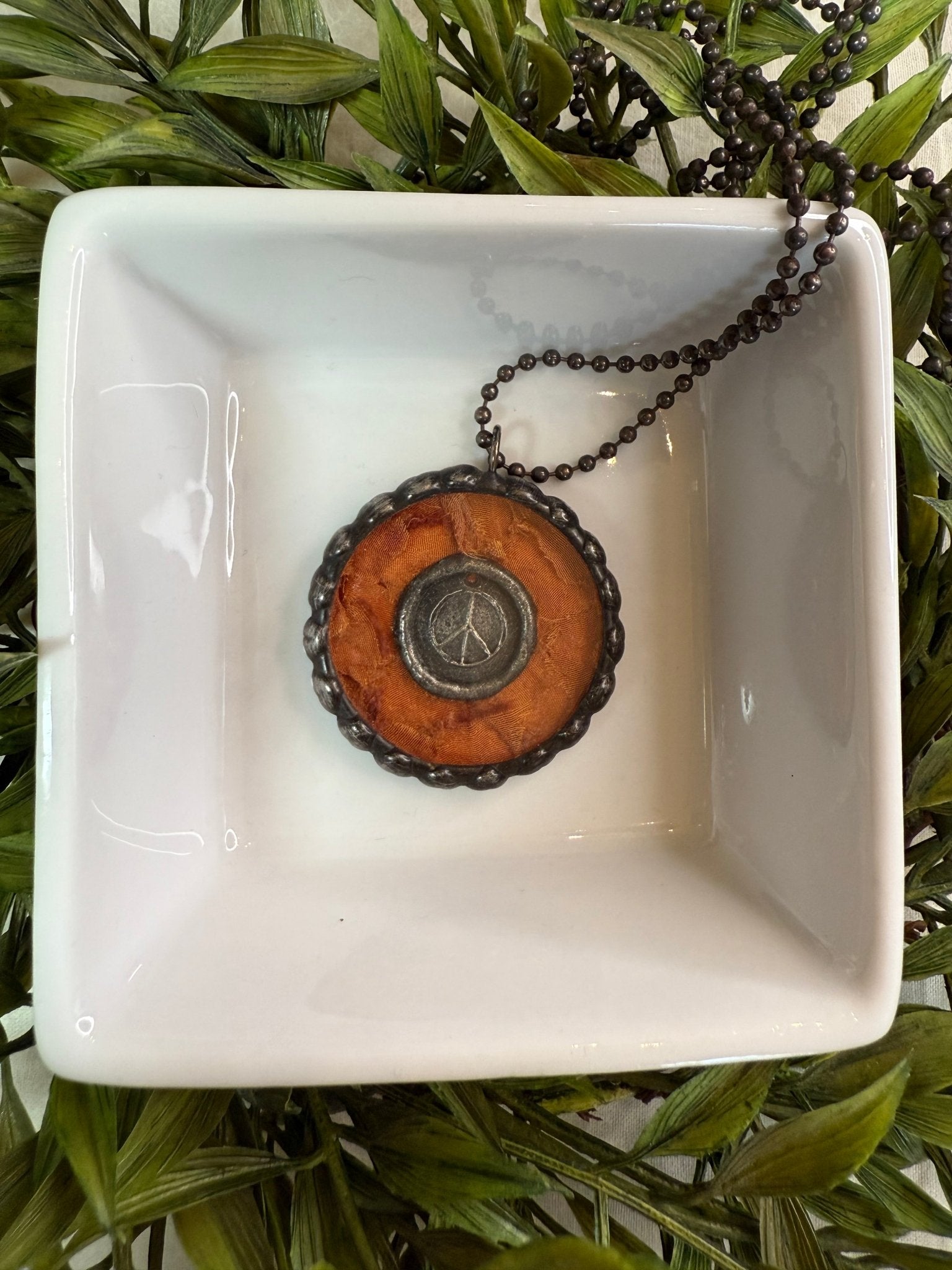 Vintage Bubble Peace Necklace - Vintage Vault Boutique