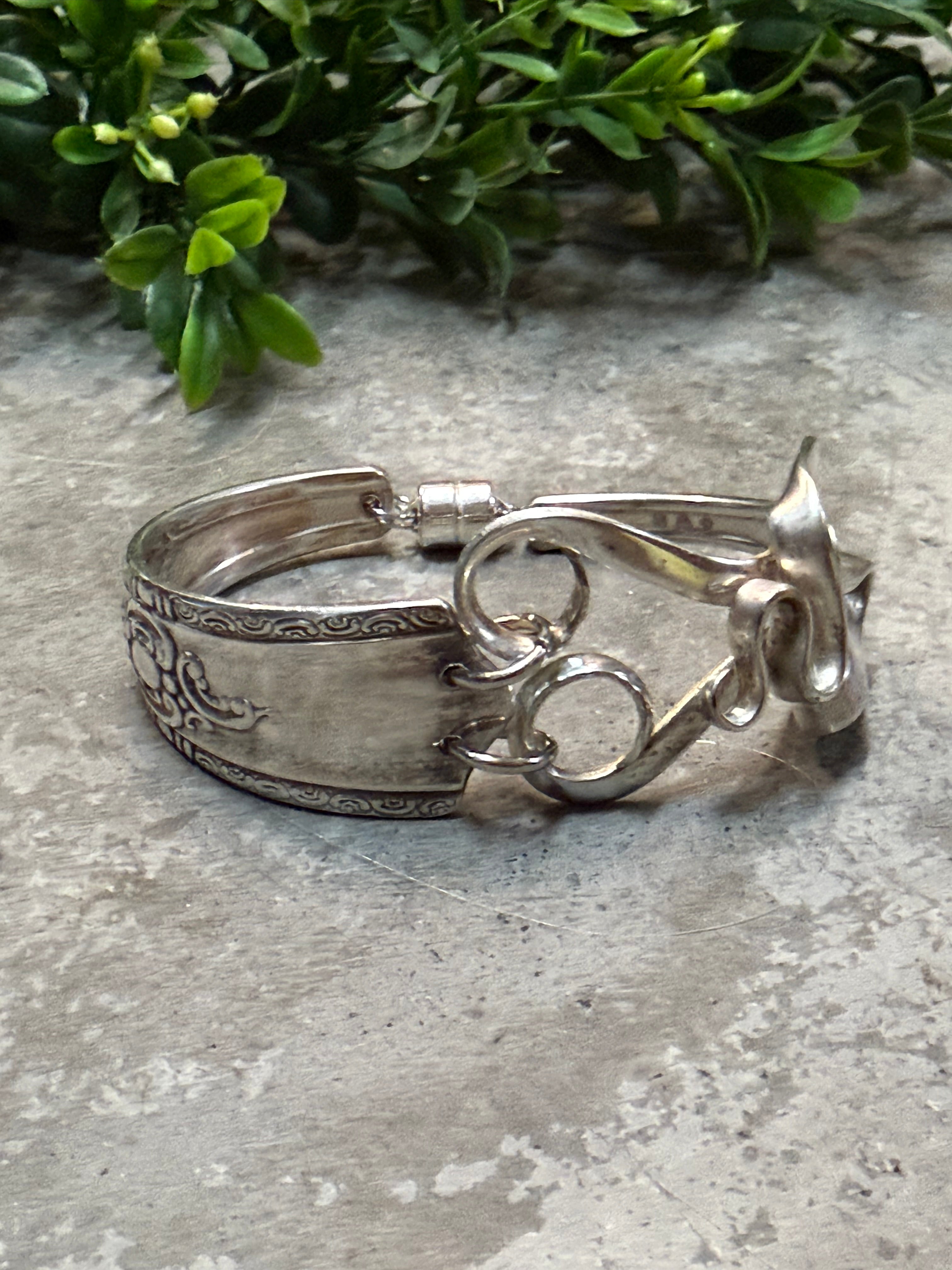 Artistic Heart Bracelet