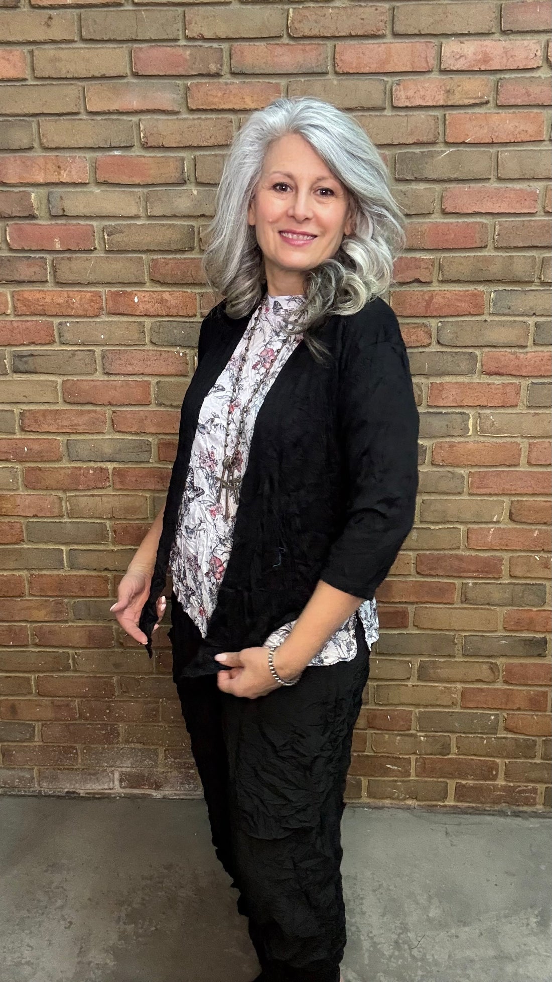 Black Solid Crinkle Tie Cardigan