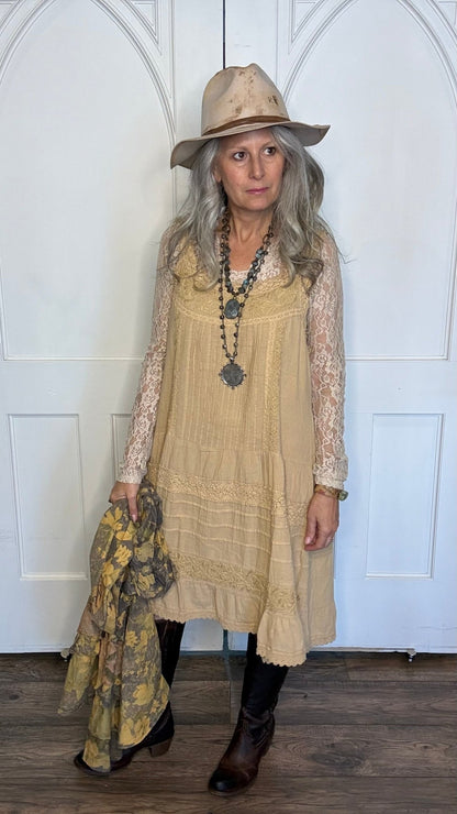 Sweet Magnolia Dress Oatmeal - Vintage Vault Boutique