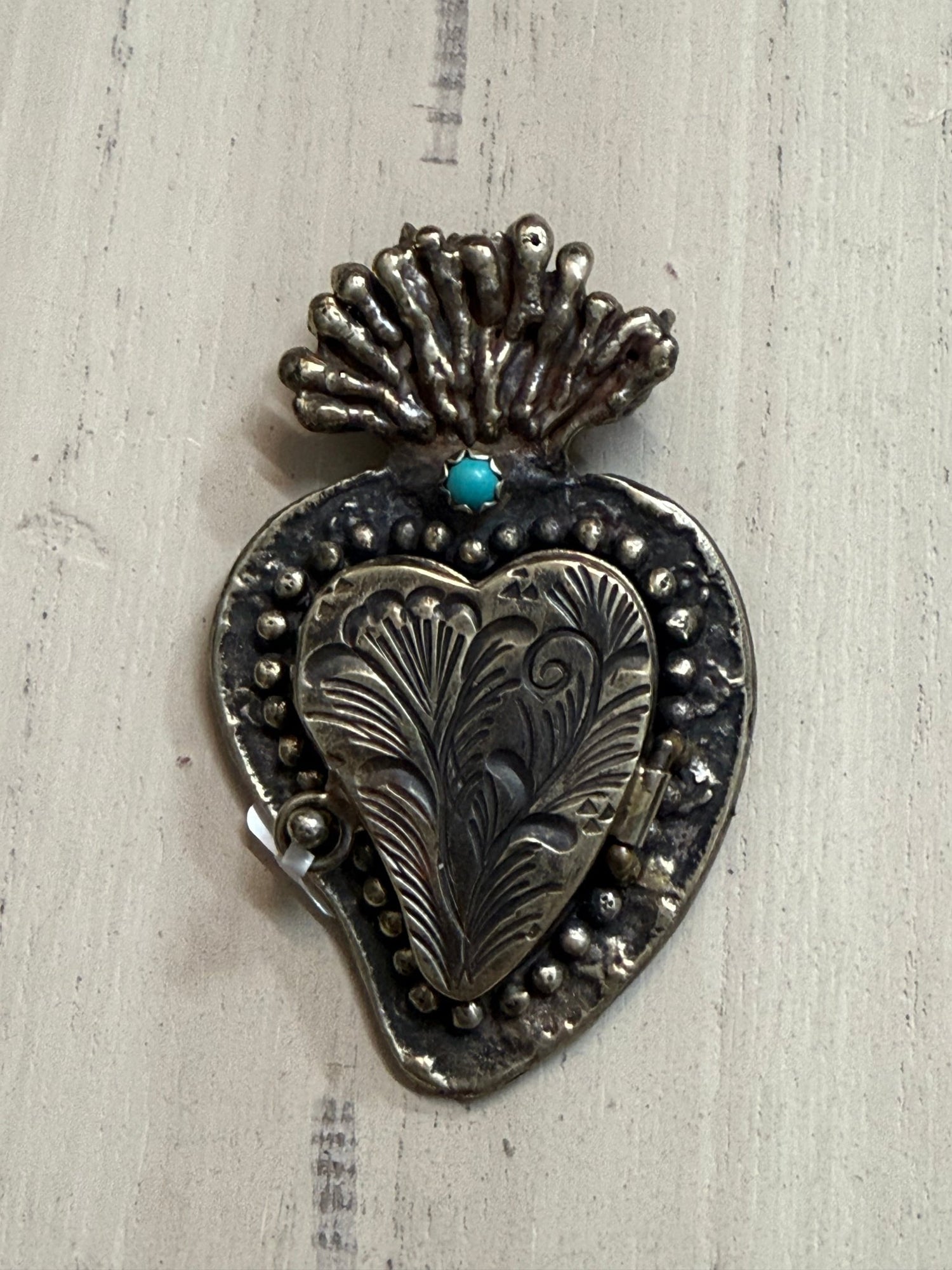 Flaming Heart Engraved Locket - Vintage Vault Boutique