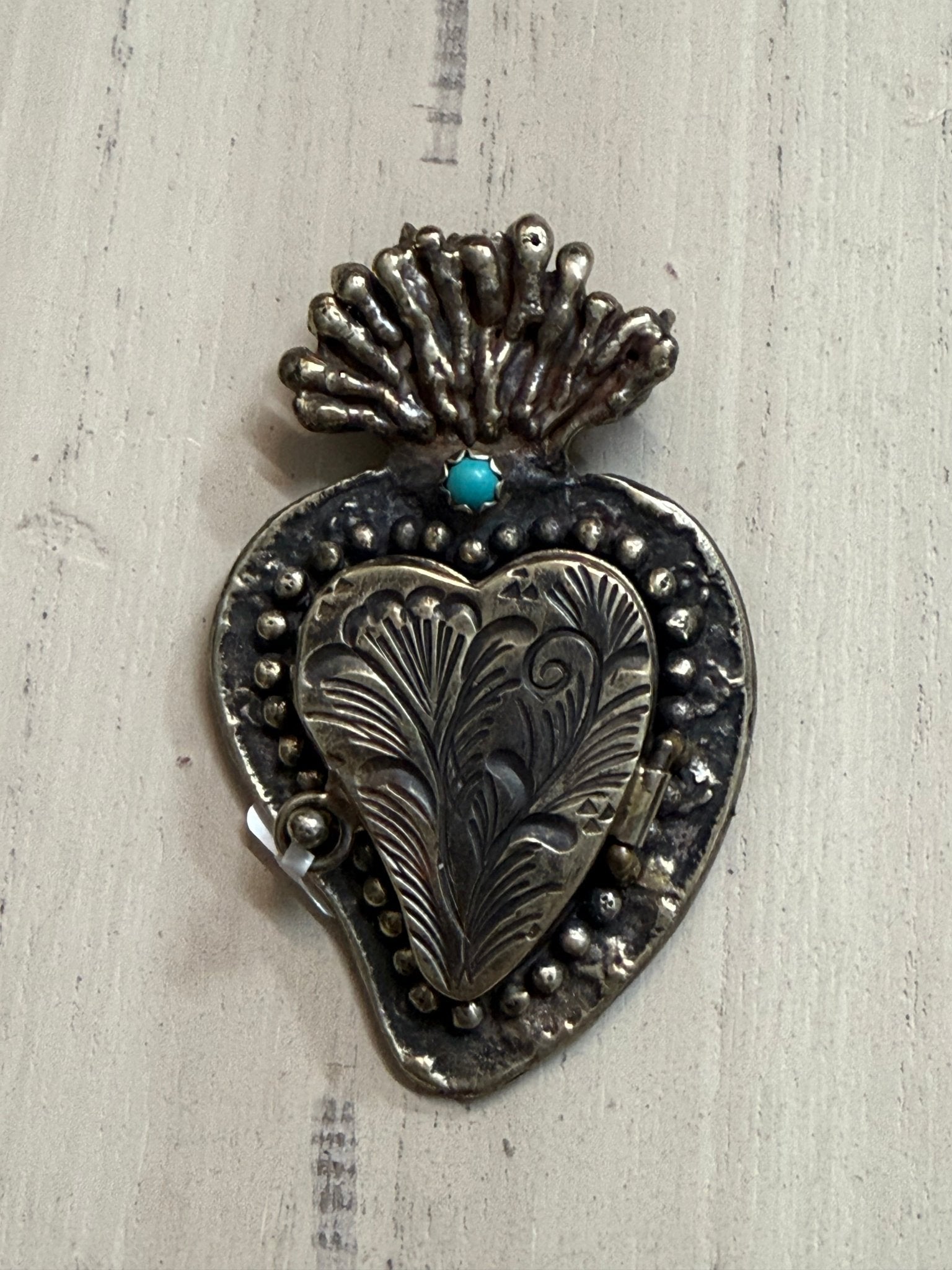 Flaming Heart Engraved Locket - Vintage Vault Boutique