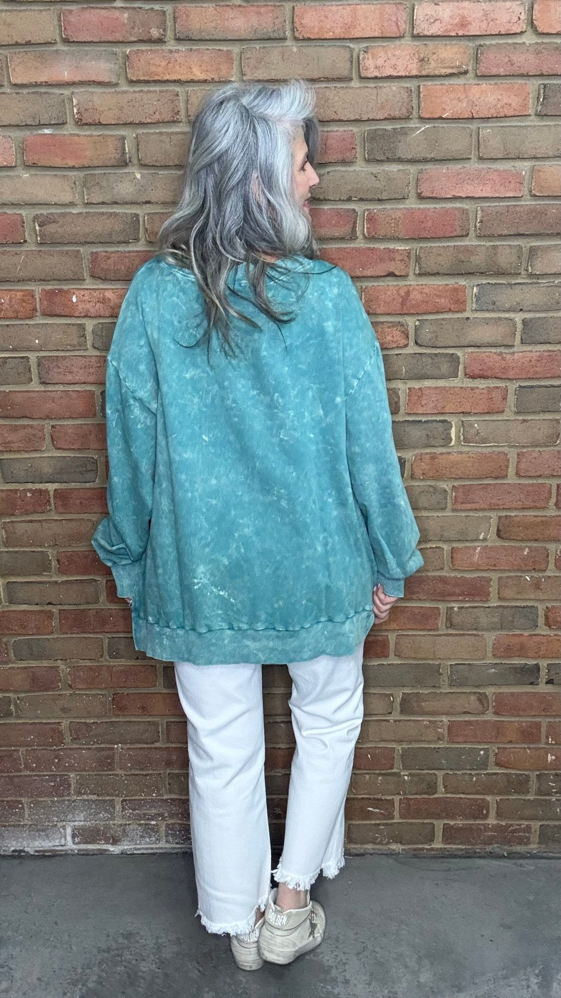 Heartland Sweatshirt - Vintage Vault Boutique