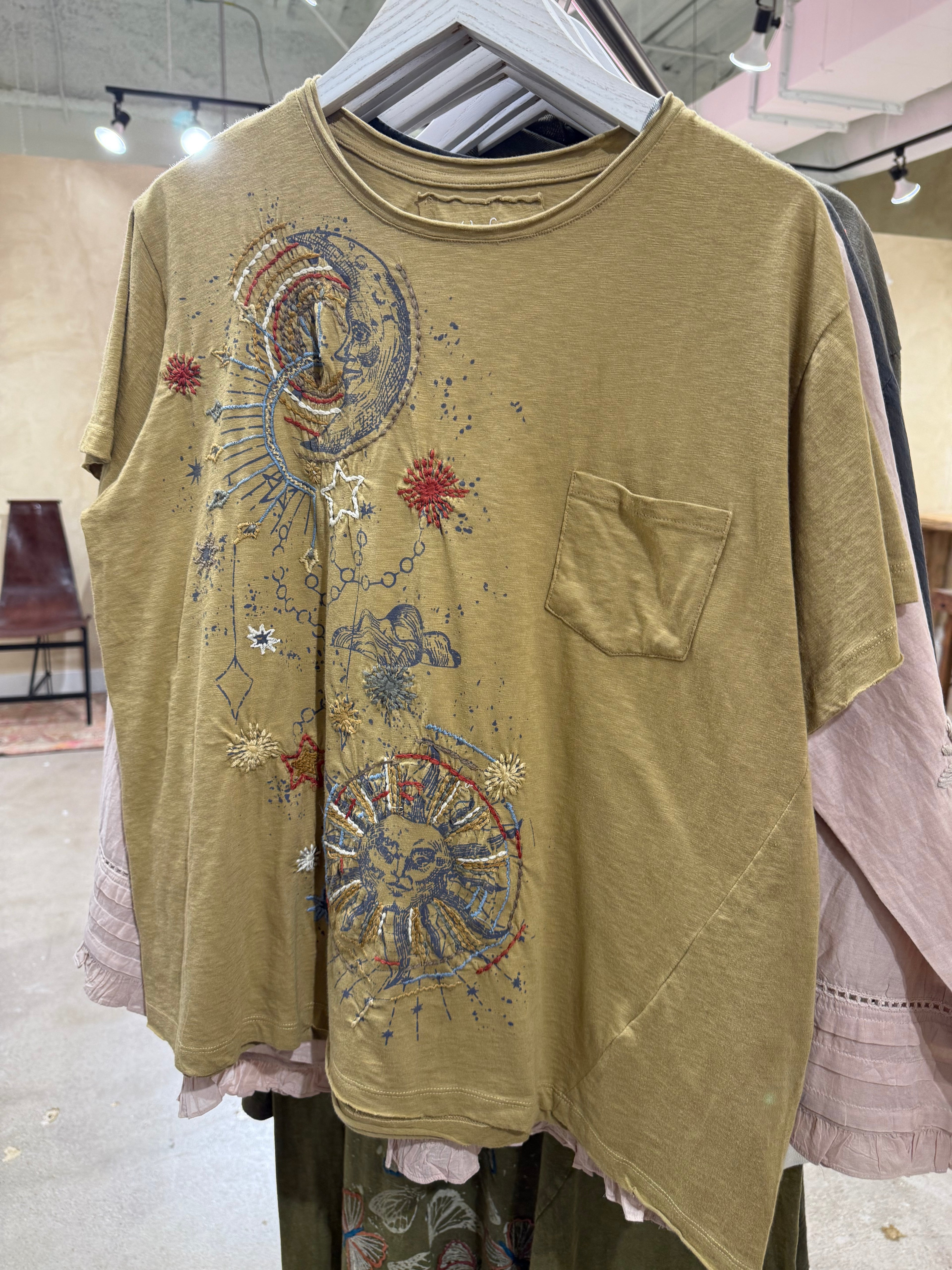 Bindi - Celestrial Embroidery T-Shirt