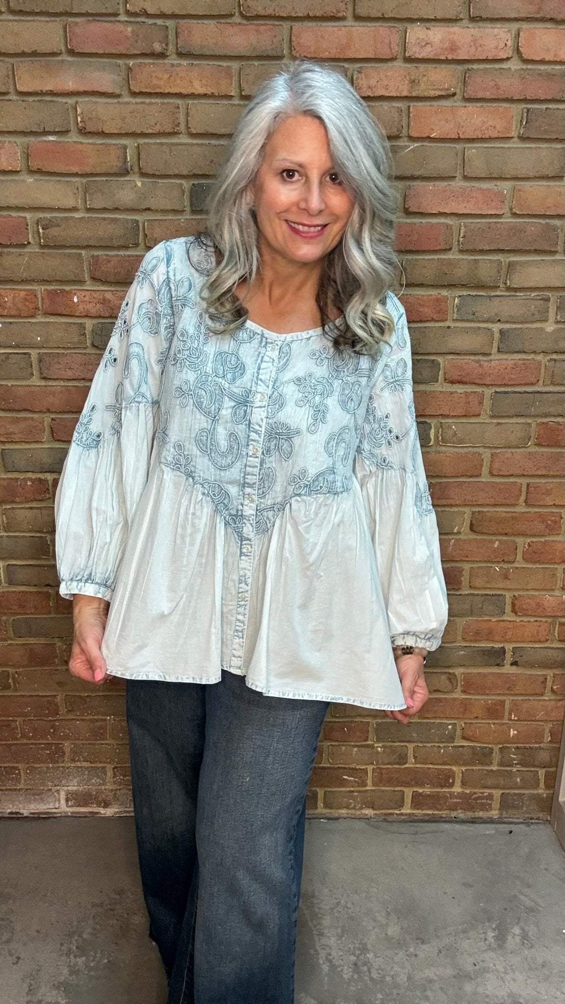 Embroidered Button Up Top - Vintage Vault Boutique