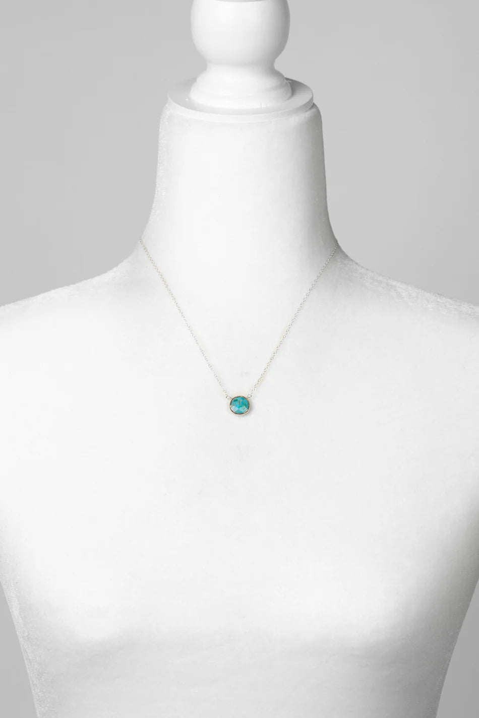 Favorites Turquoise Simple Necklace N031S - Vintage Vault Boutique