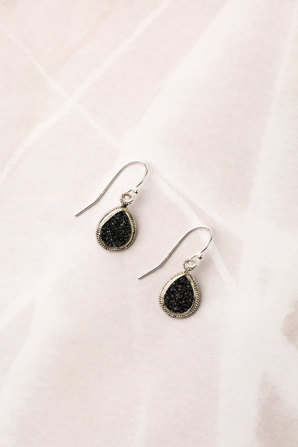 Favorites Silver Black Druzy Simple Earrings