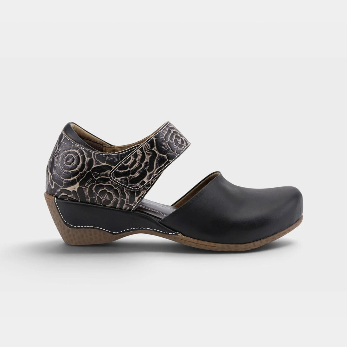 Gloss-Pansy Clog Black - Vintage Vault Boutique