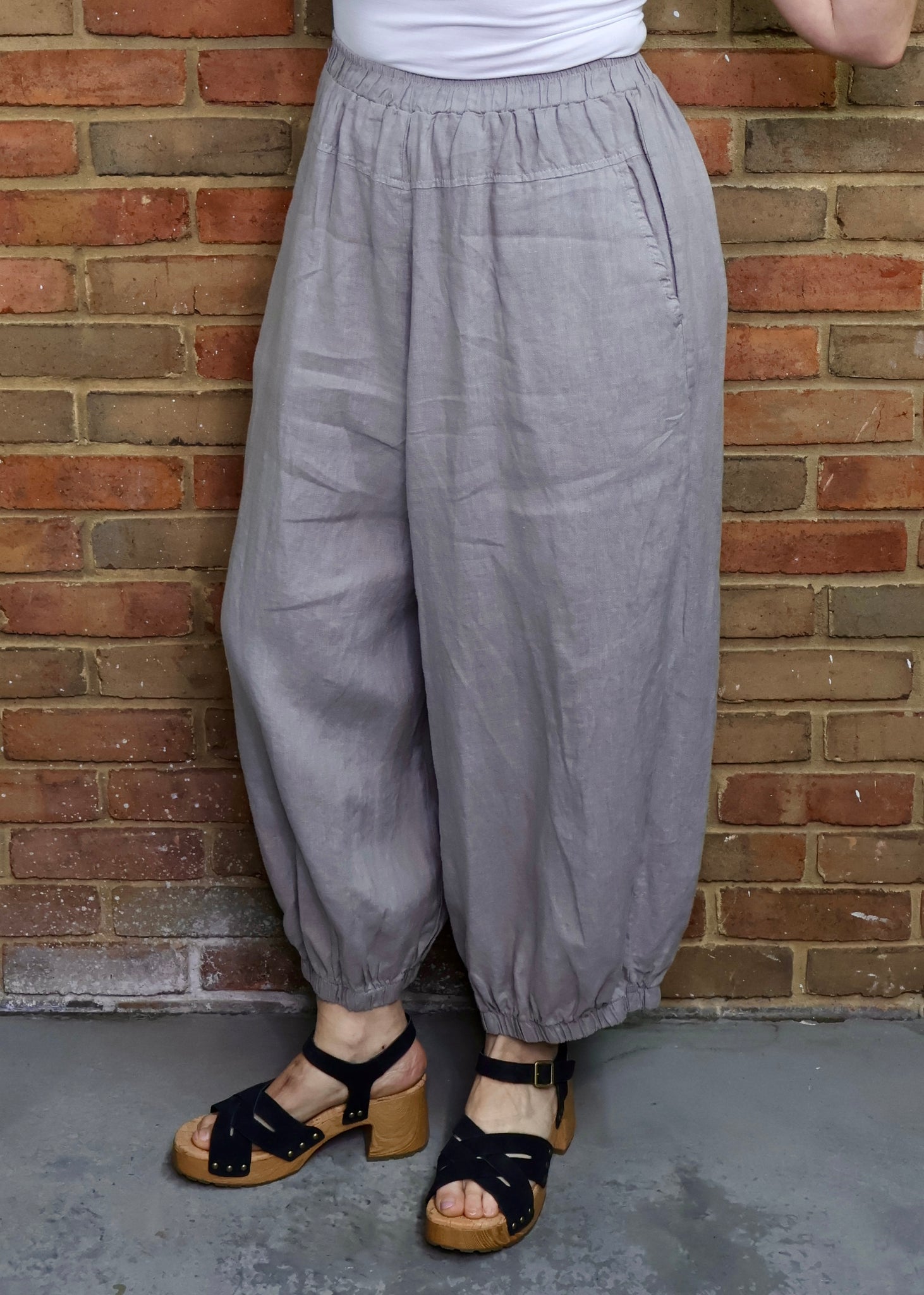 Linen Genie Pant Grey Vintage Vault Boutique