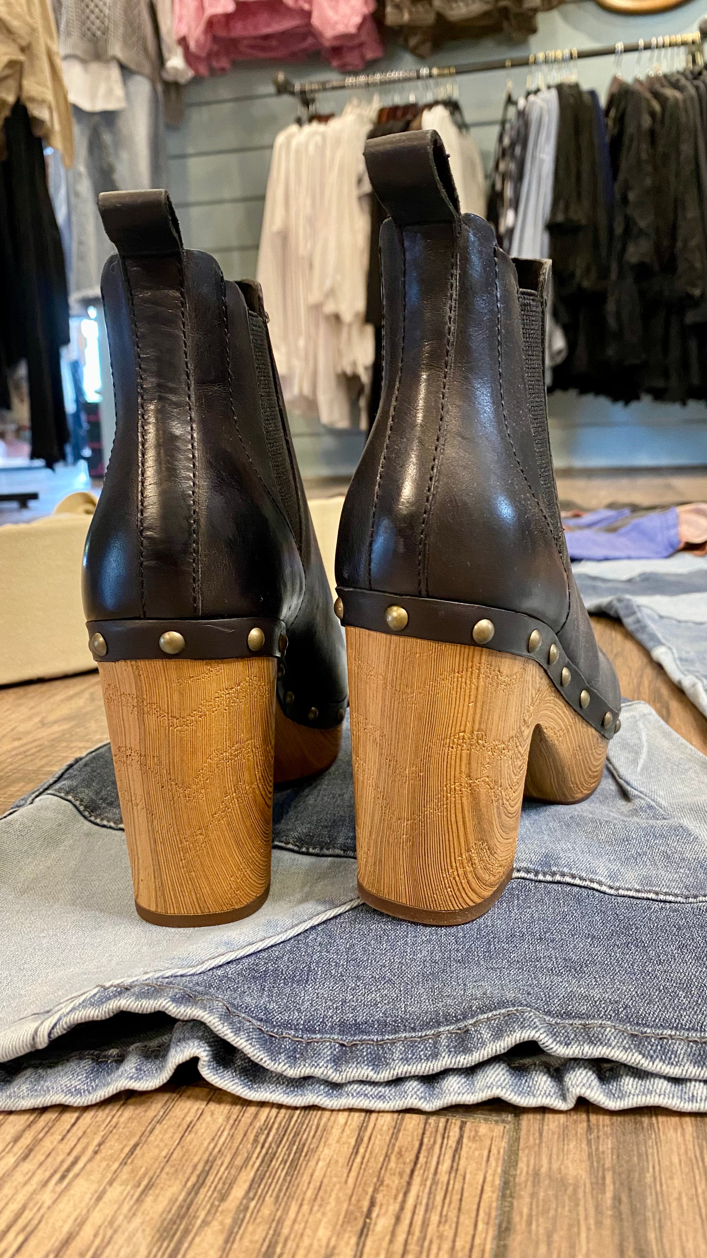 Deilia Boot Sz 9 10