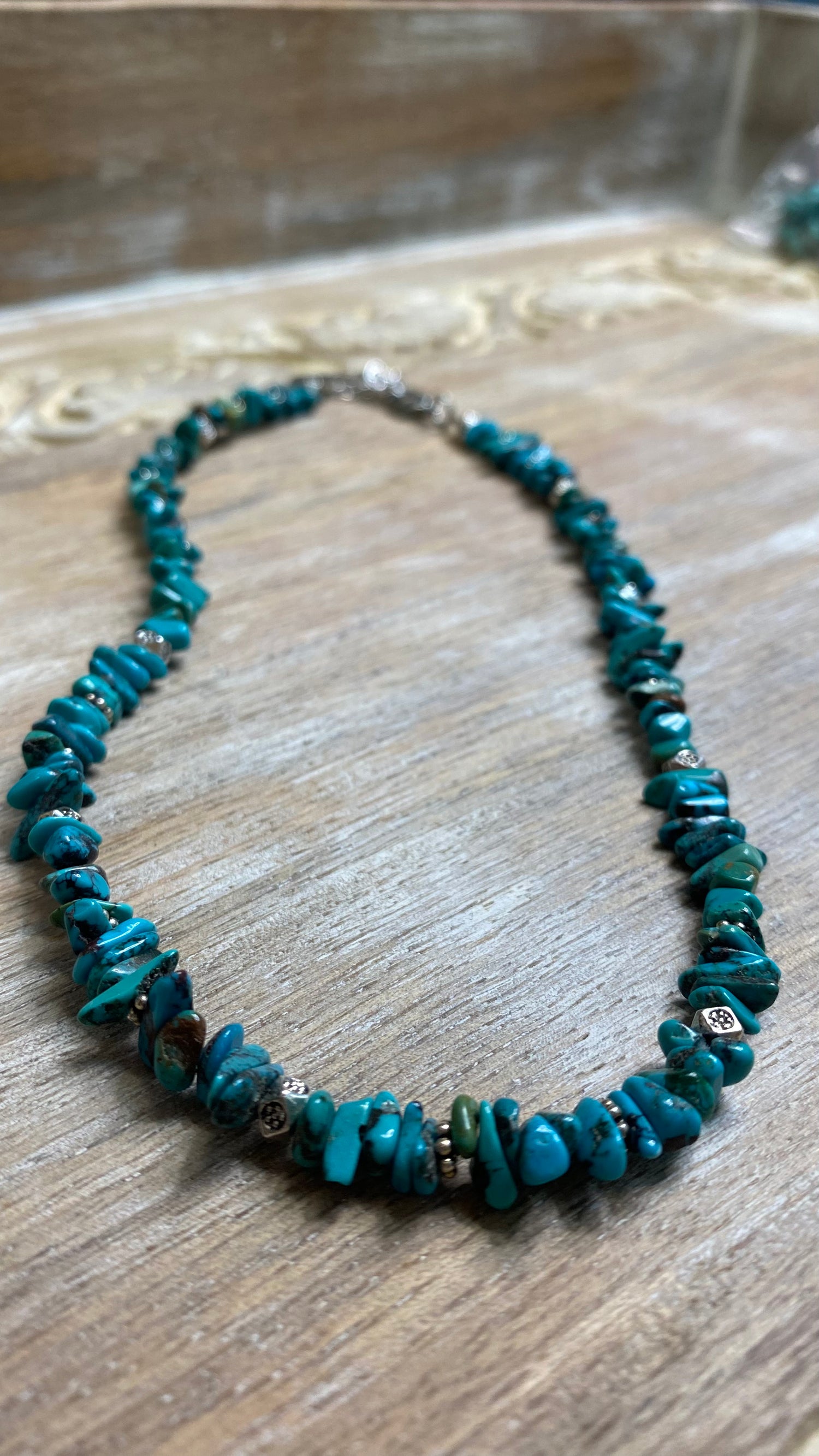 Simple Turquoise Choker Necklace