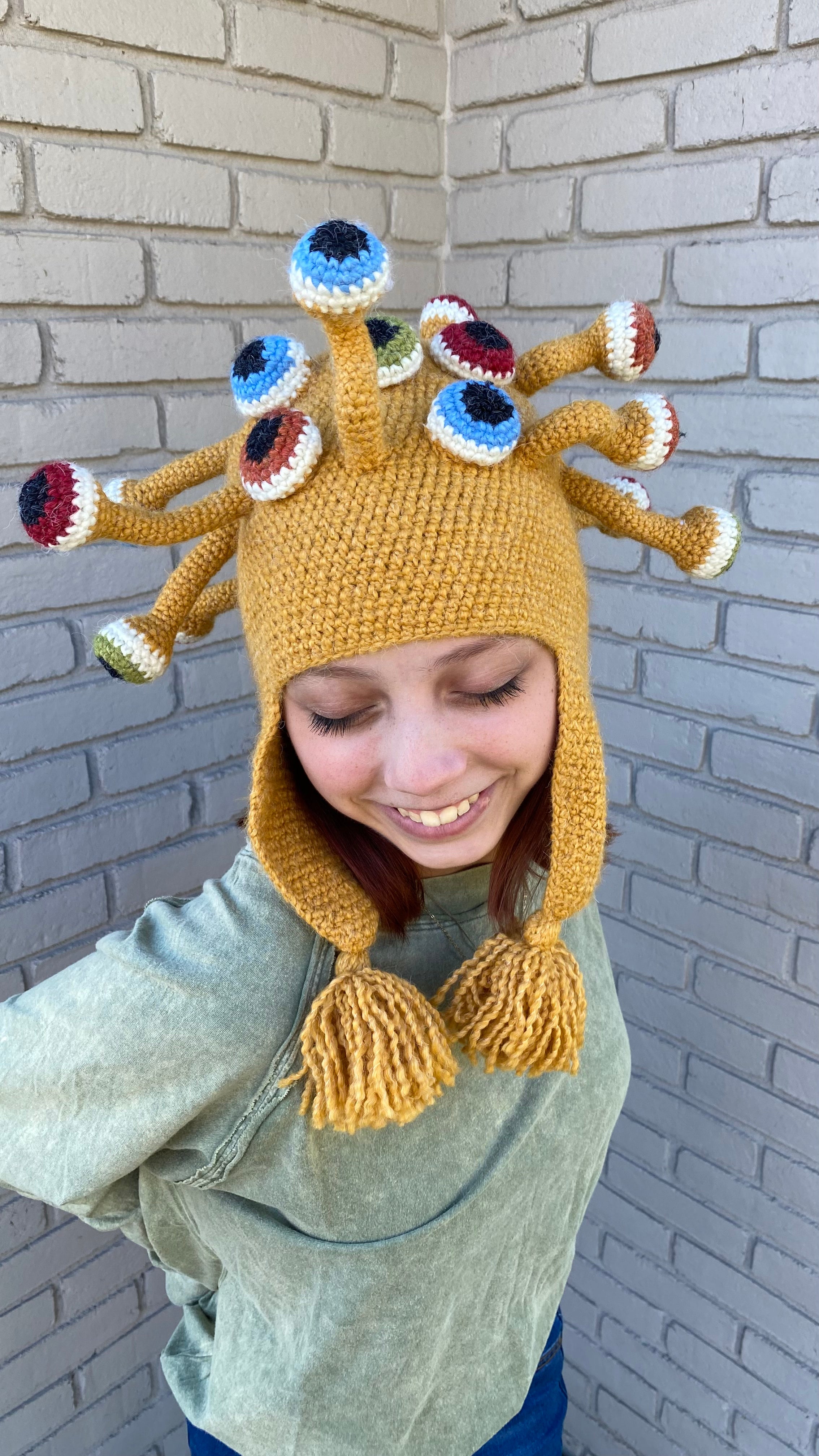 Millie Eyeball Hat