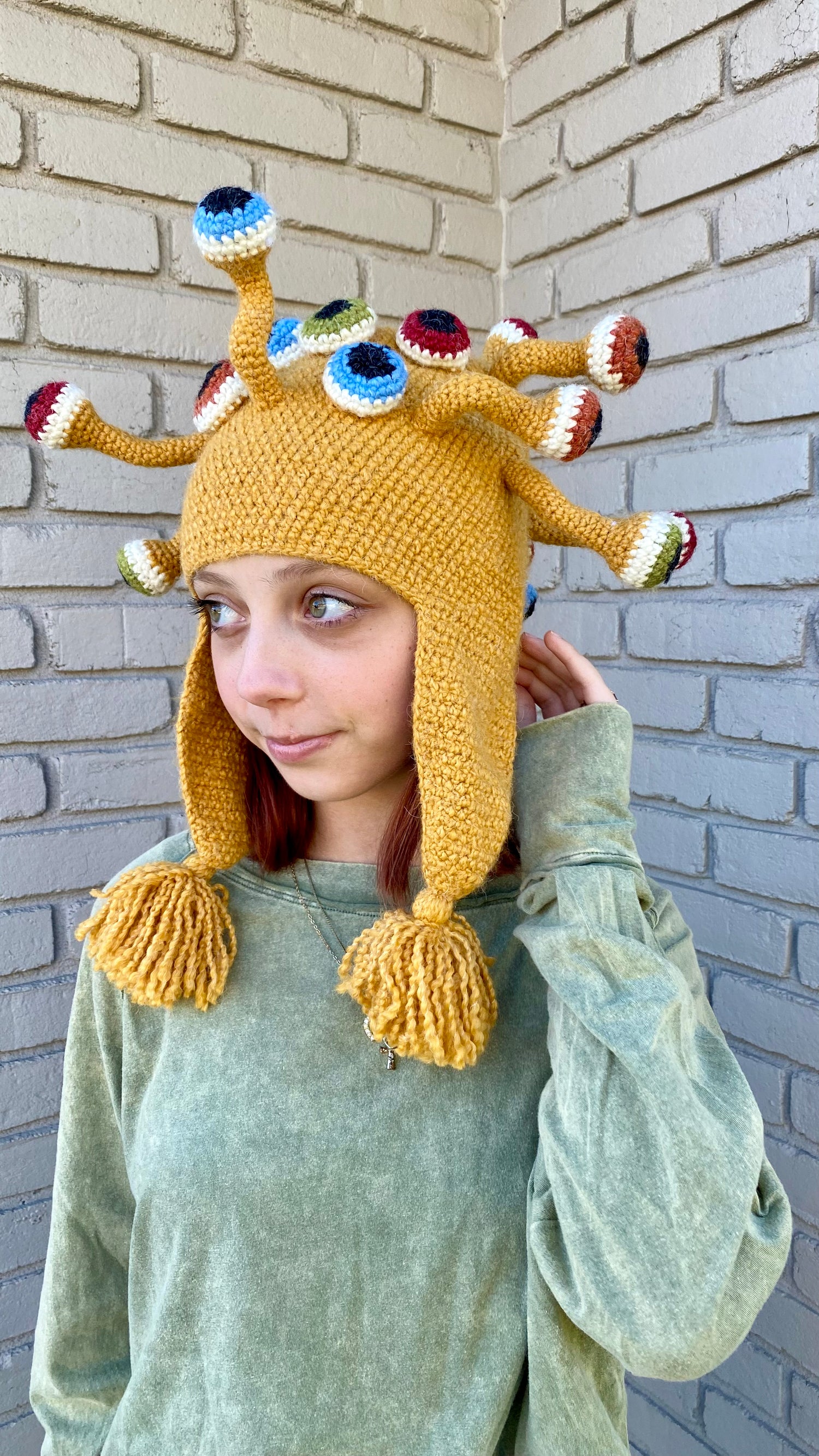 Millie Eyeball Hat