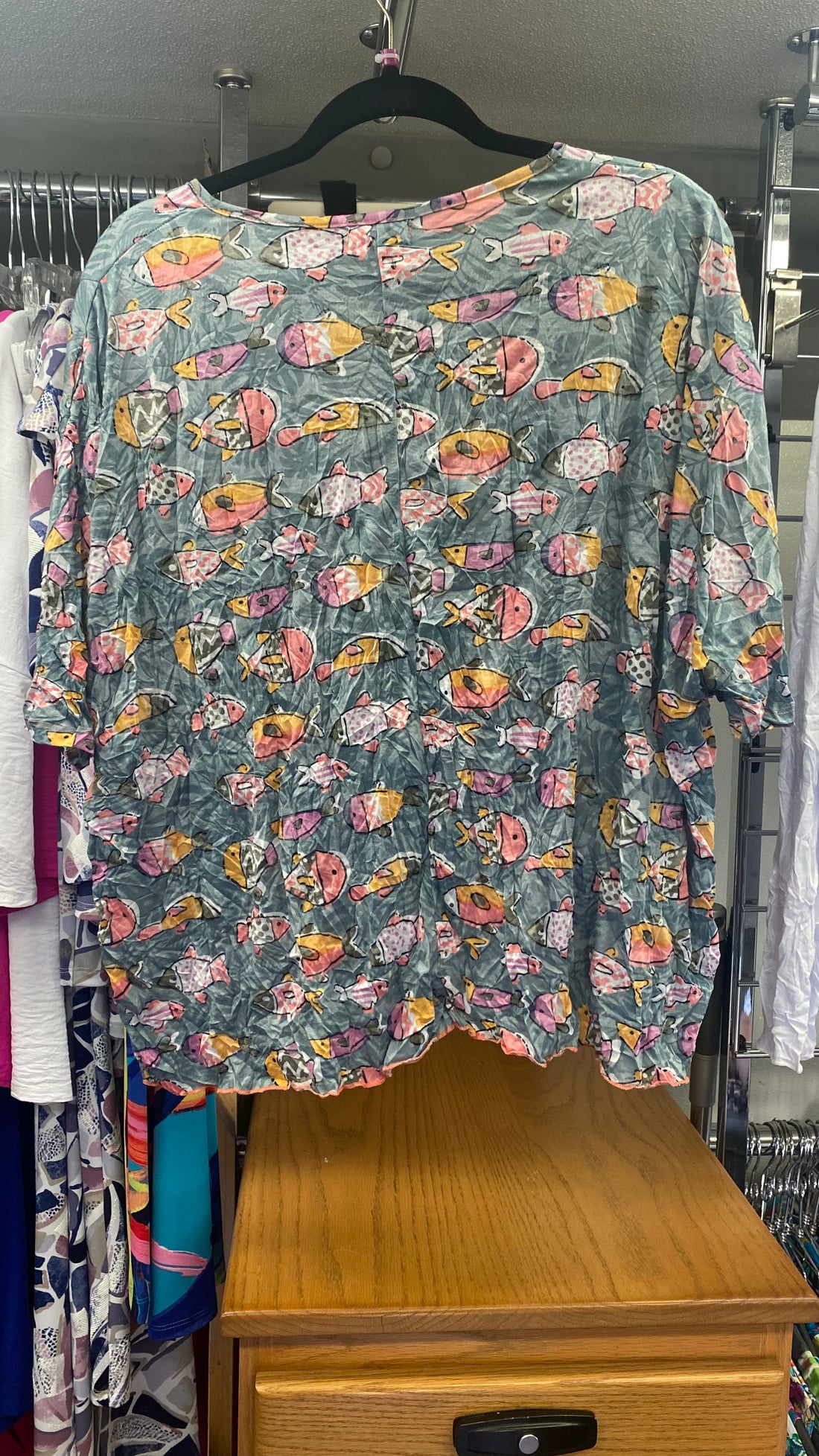 Fish Crinkle Short Top 