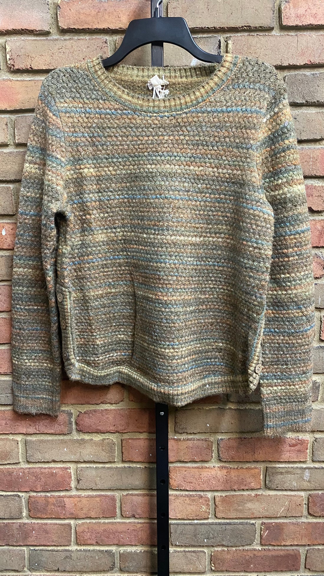 Side Button Textured Sweater 