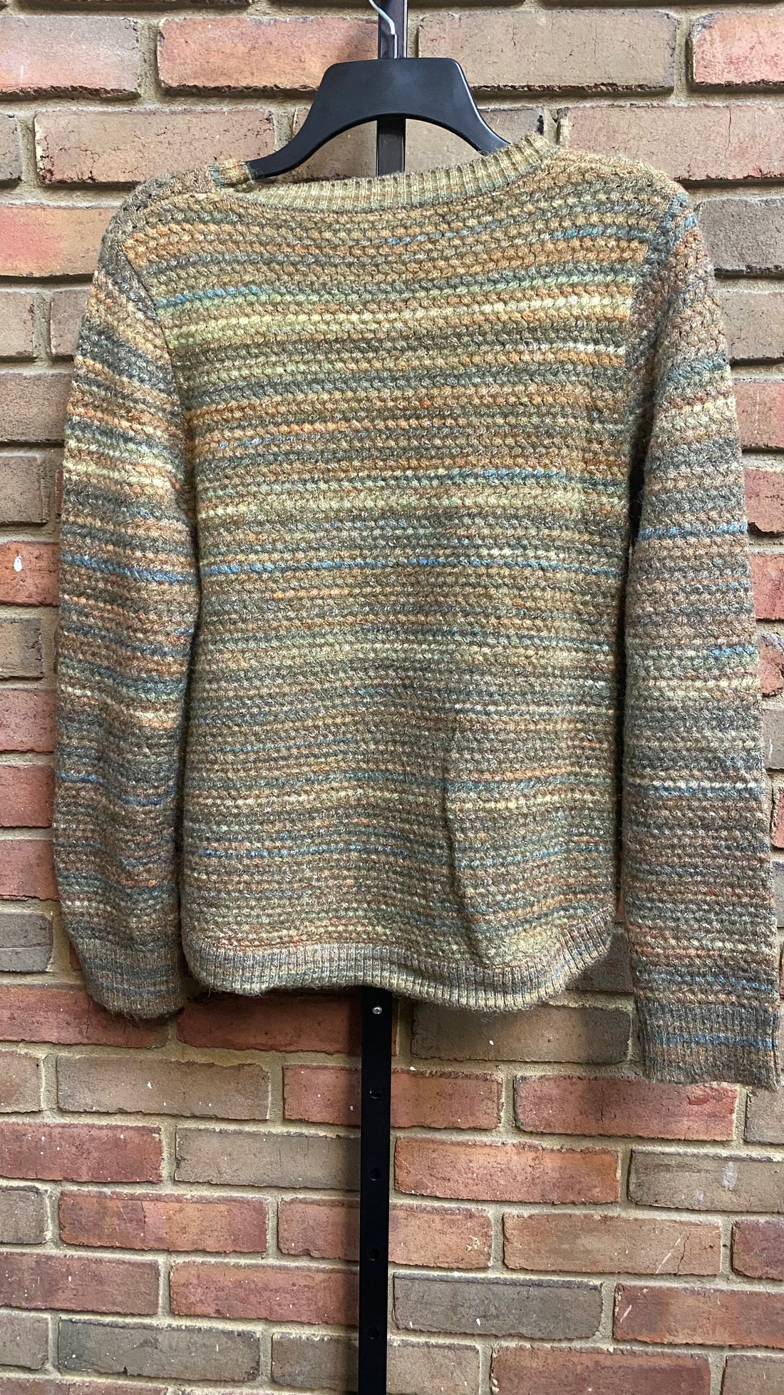 Side Button Textured Sweater 