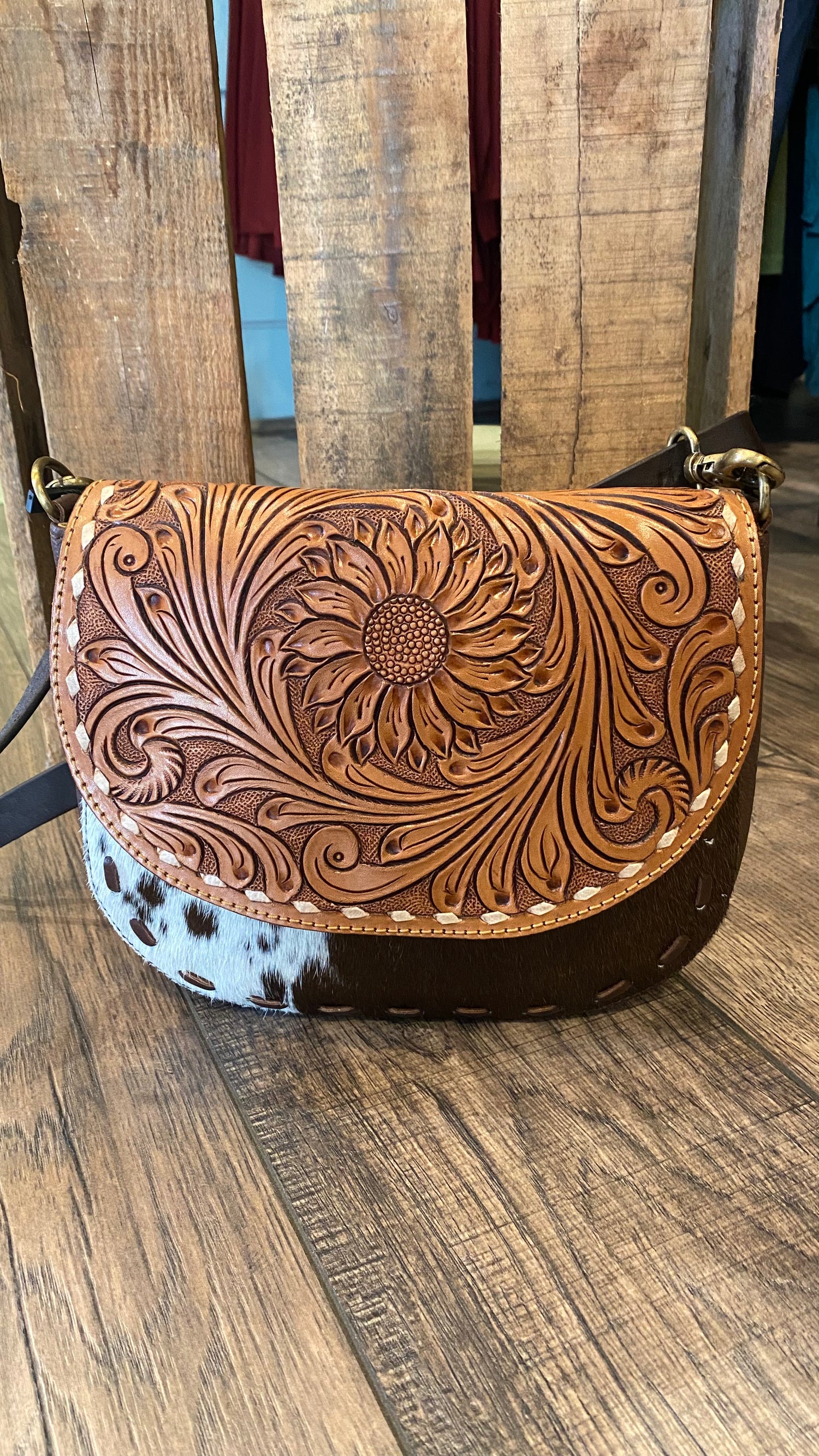 Stitch Hide &amp; Tooled HB