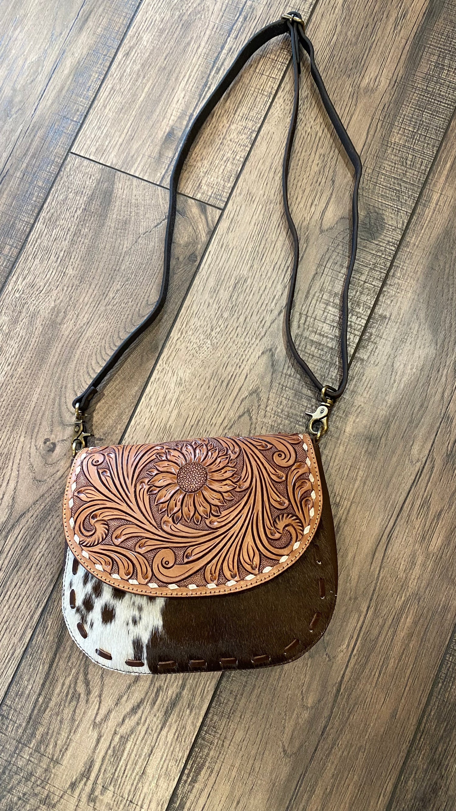 Stitch Hide &amp; Tooled HB