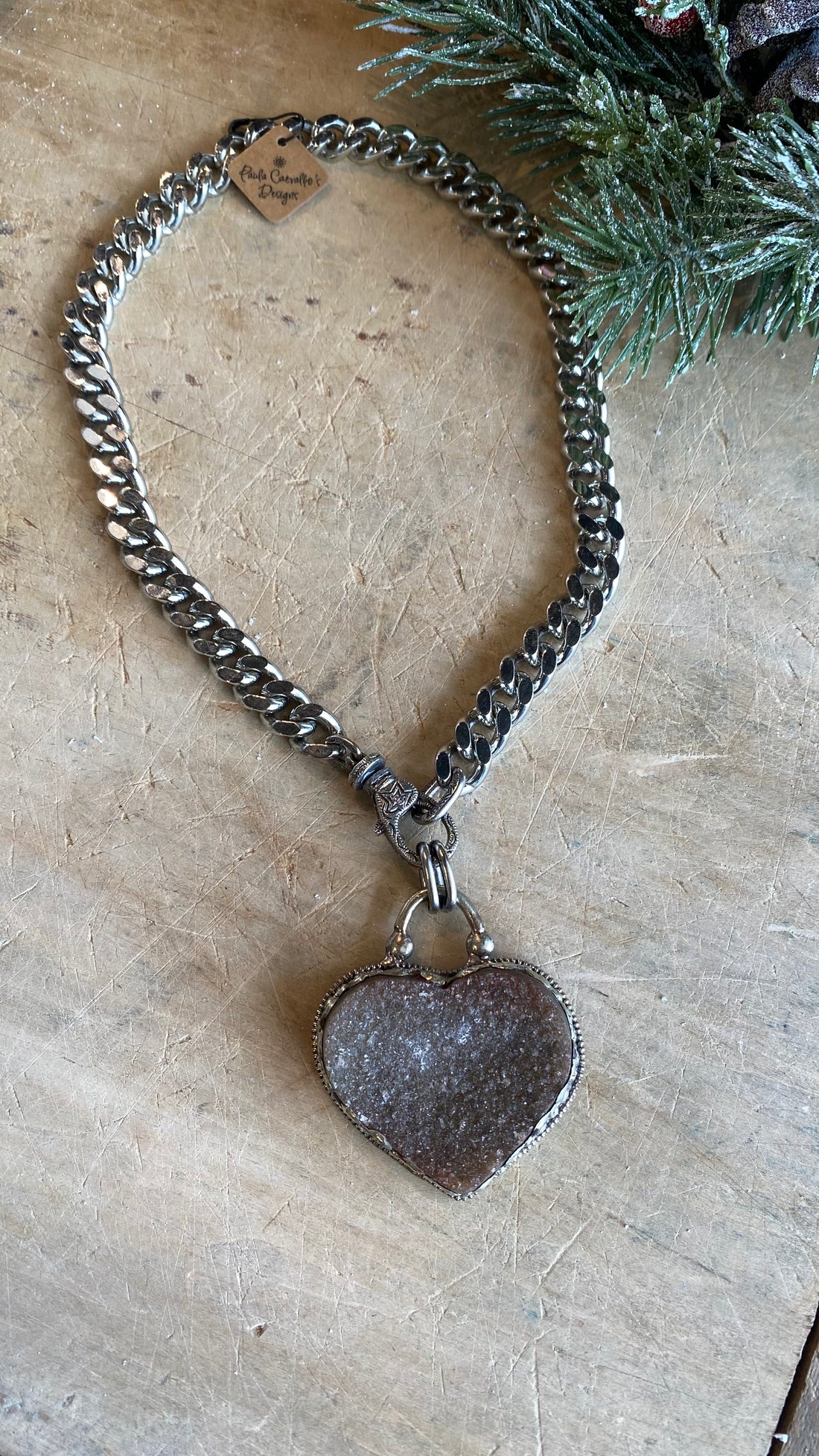 Druzy Heart Curb Chain Necklace