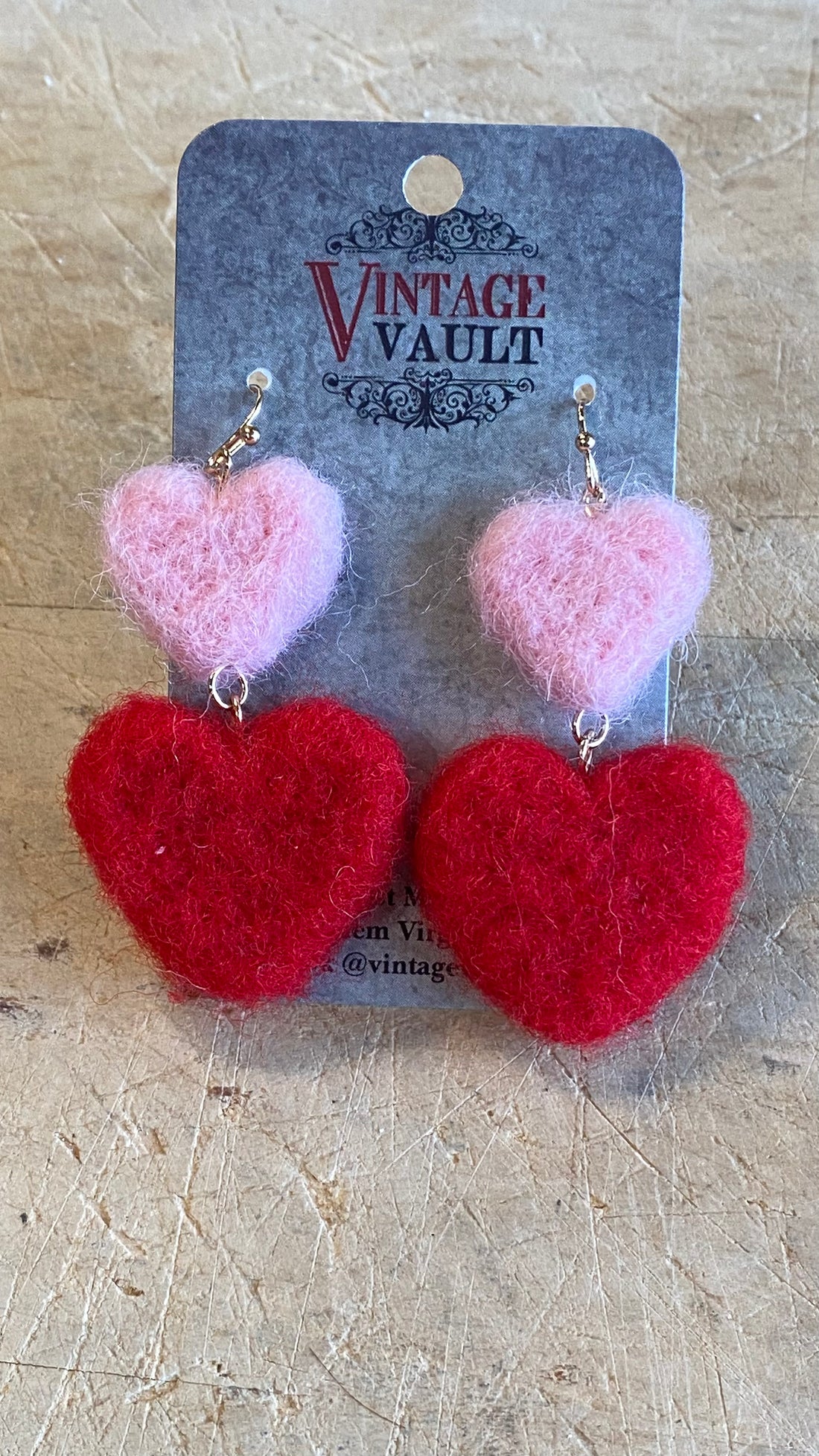 Fluffy Heart Earring