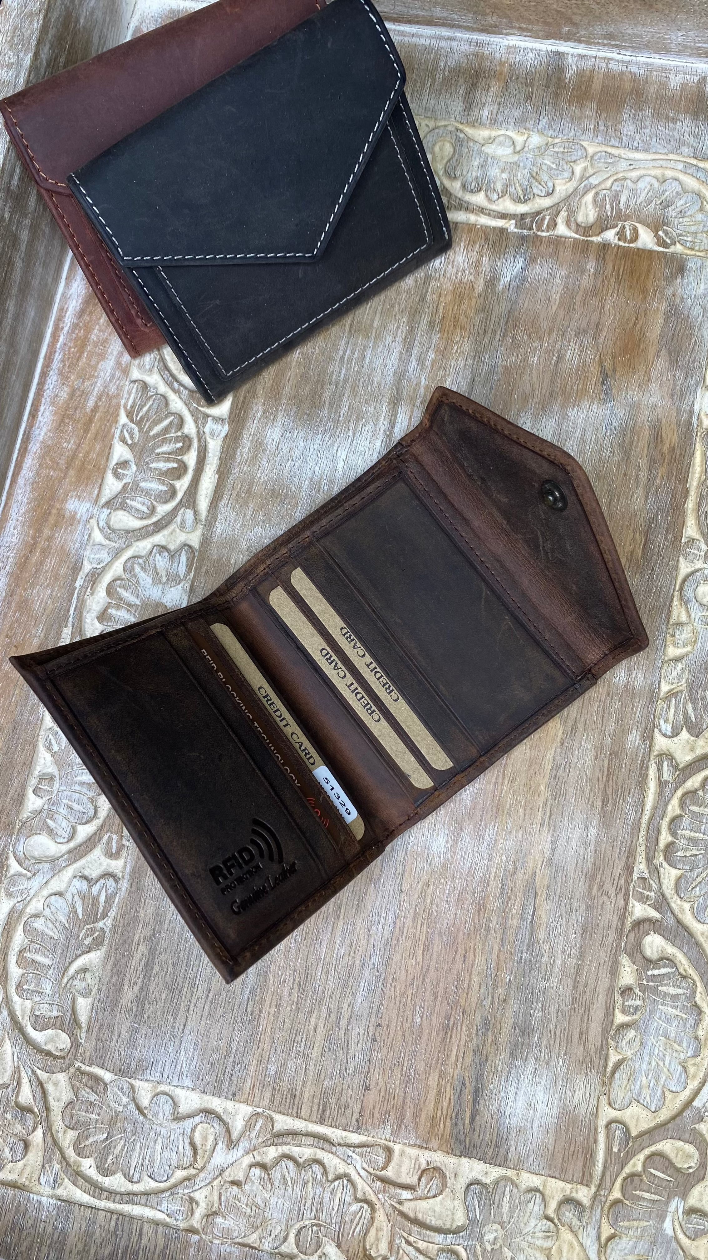 Bi-fold Wallet 329