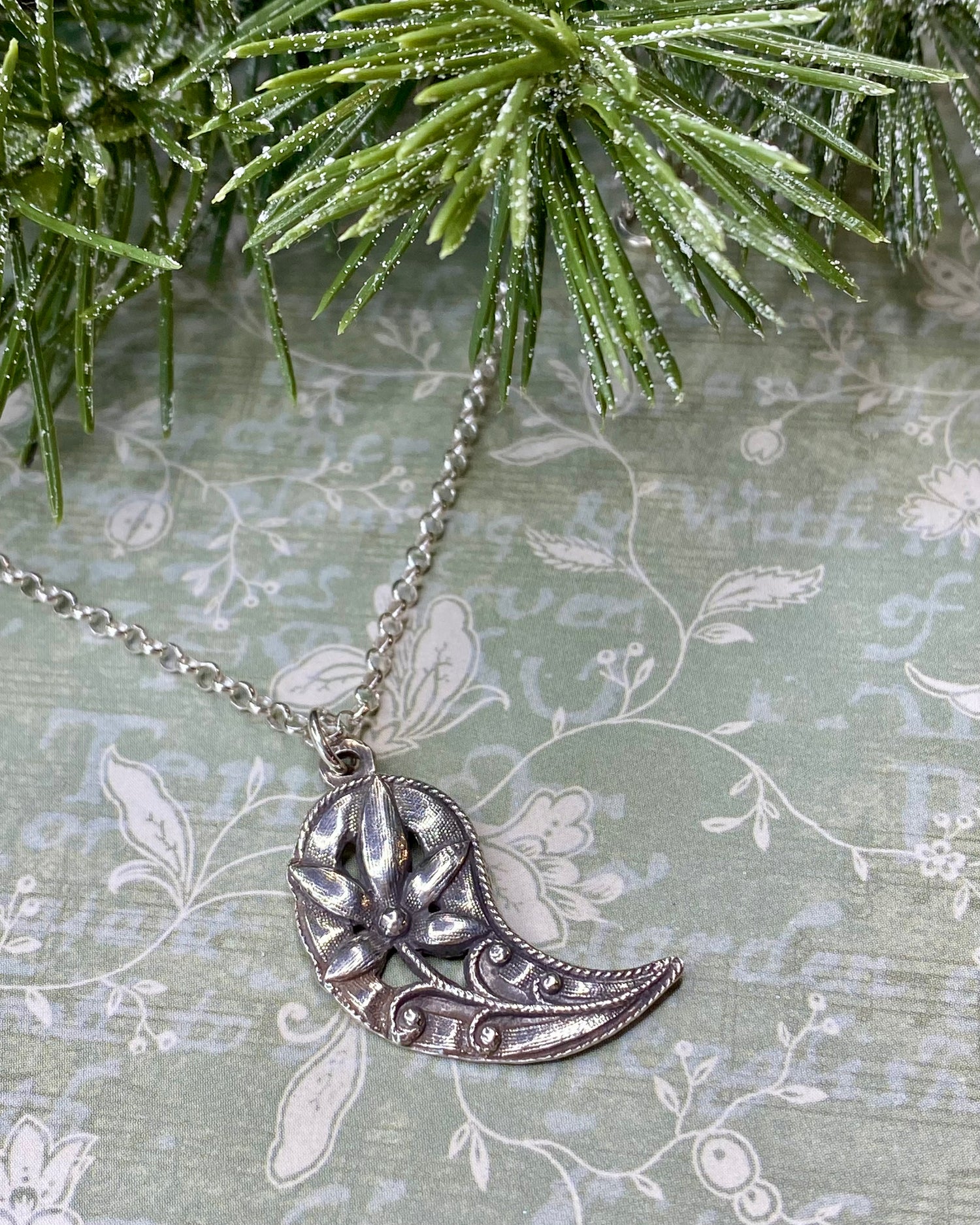 Silver Swirl with Flower Necklace