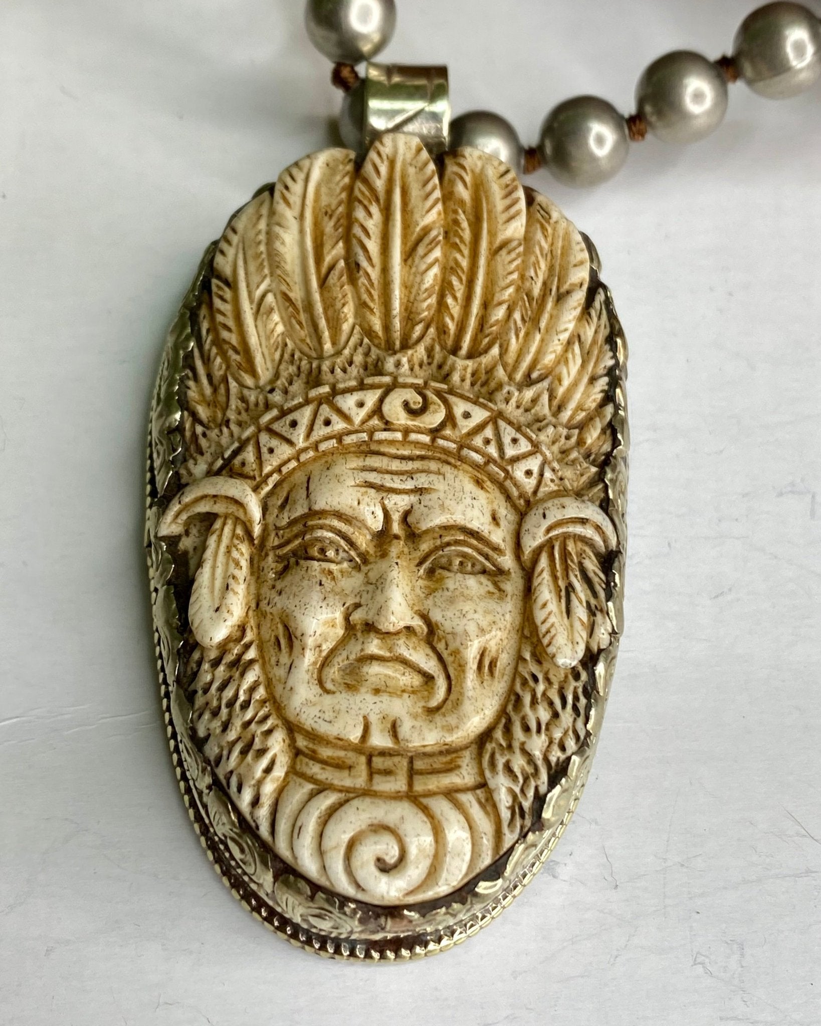 Tibetan Native American Chief Necklace - Vintage Vault Boutique