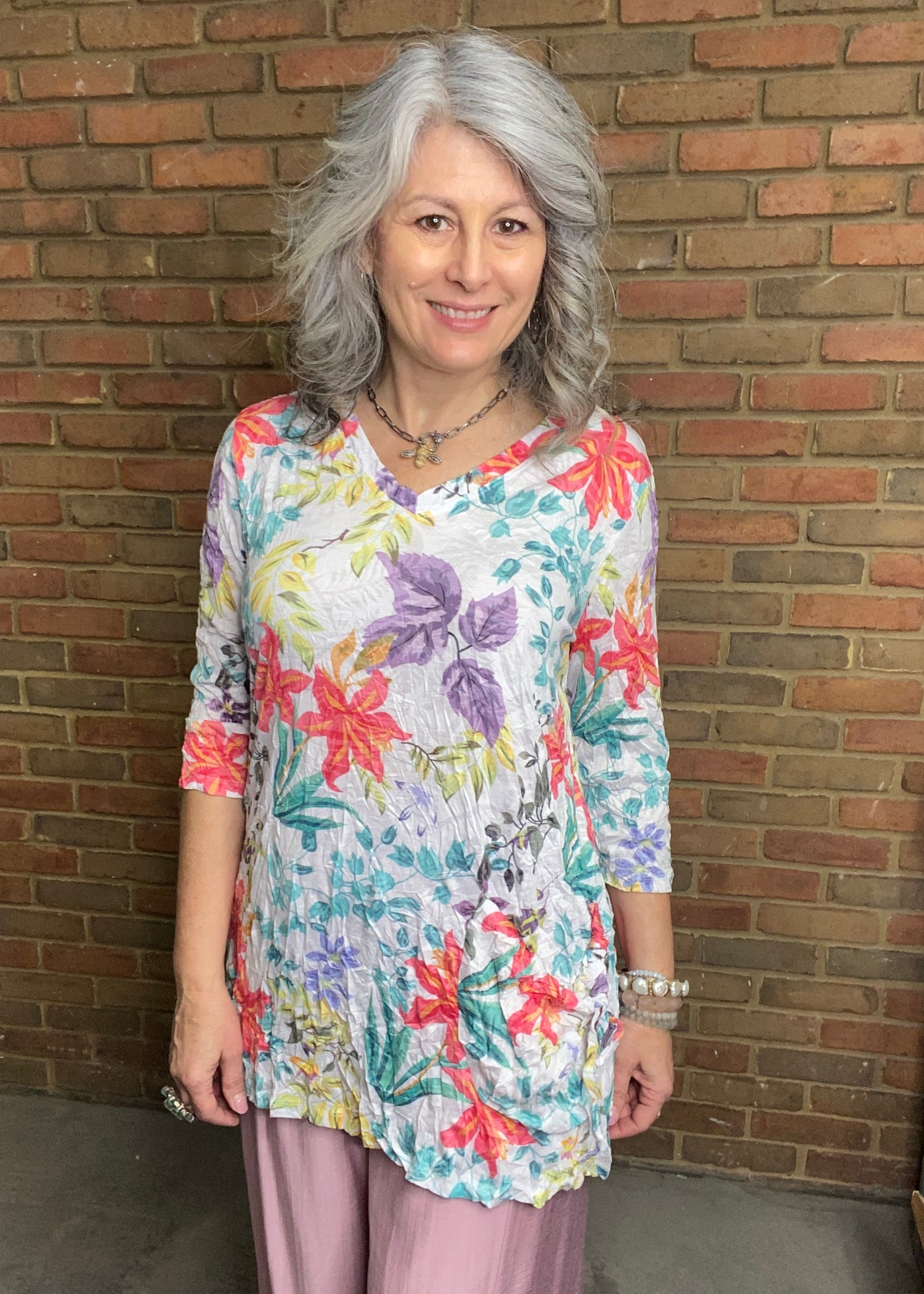 Crinkle Floral One Pocket Top  
