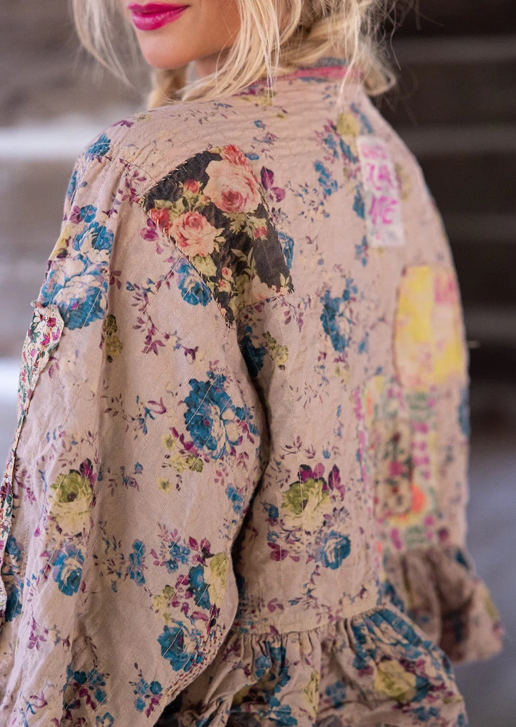 Jacket 993 Quilted Lisa Lotte Shawl - Blueberry