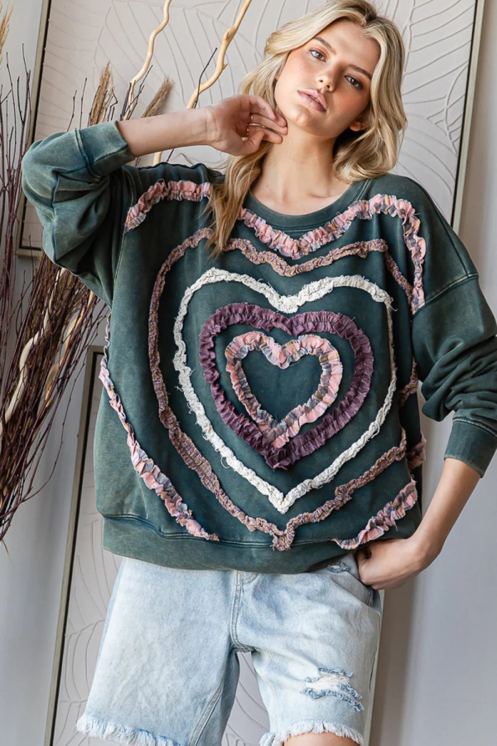 Washed Ruffled Heart Pullover 