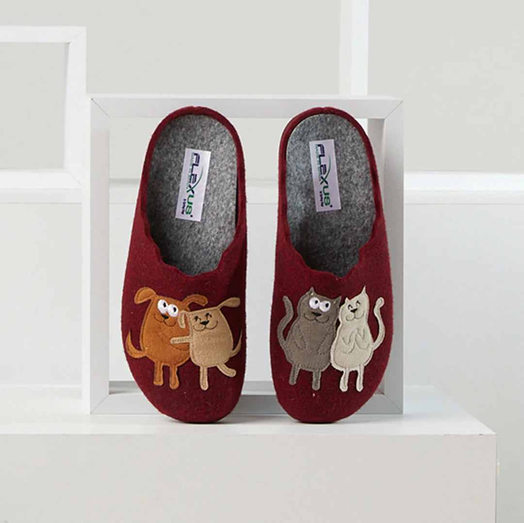 Pet Love Slippers - Bordeaux