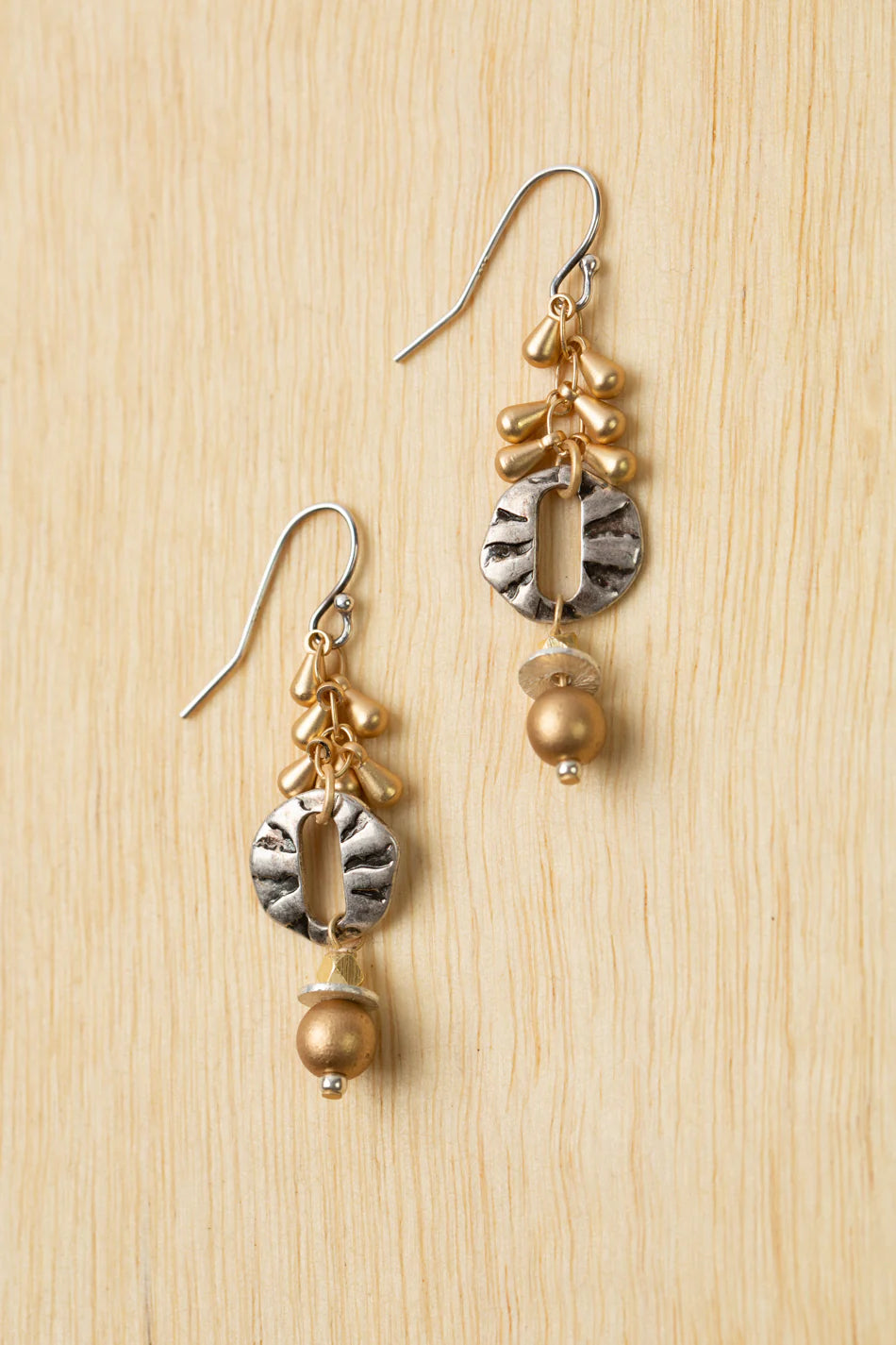 Silver &amp; Gold Dangle Earrings E060