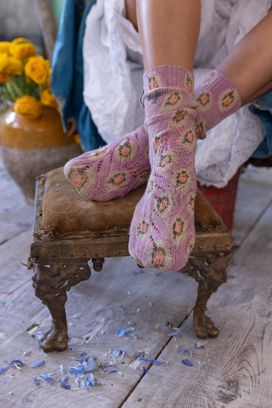 Sock 098 Floral Lil Dipper Socks  Avignon