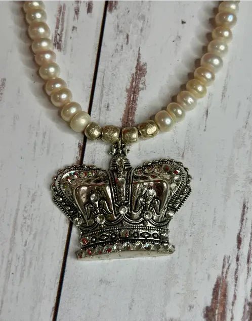 Crystal Crown Pendant Necklace - Vintage Vault Boutique