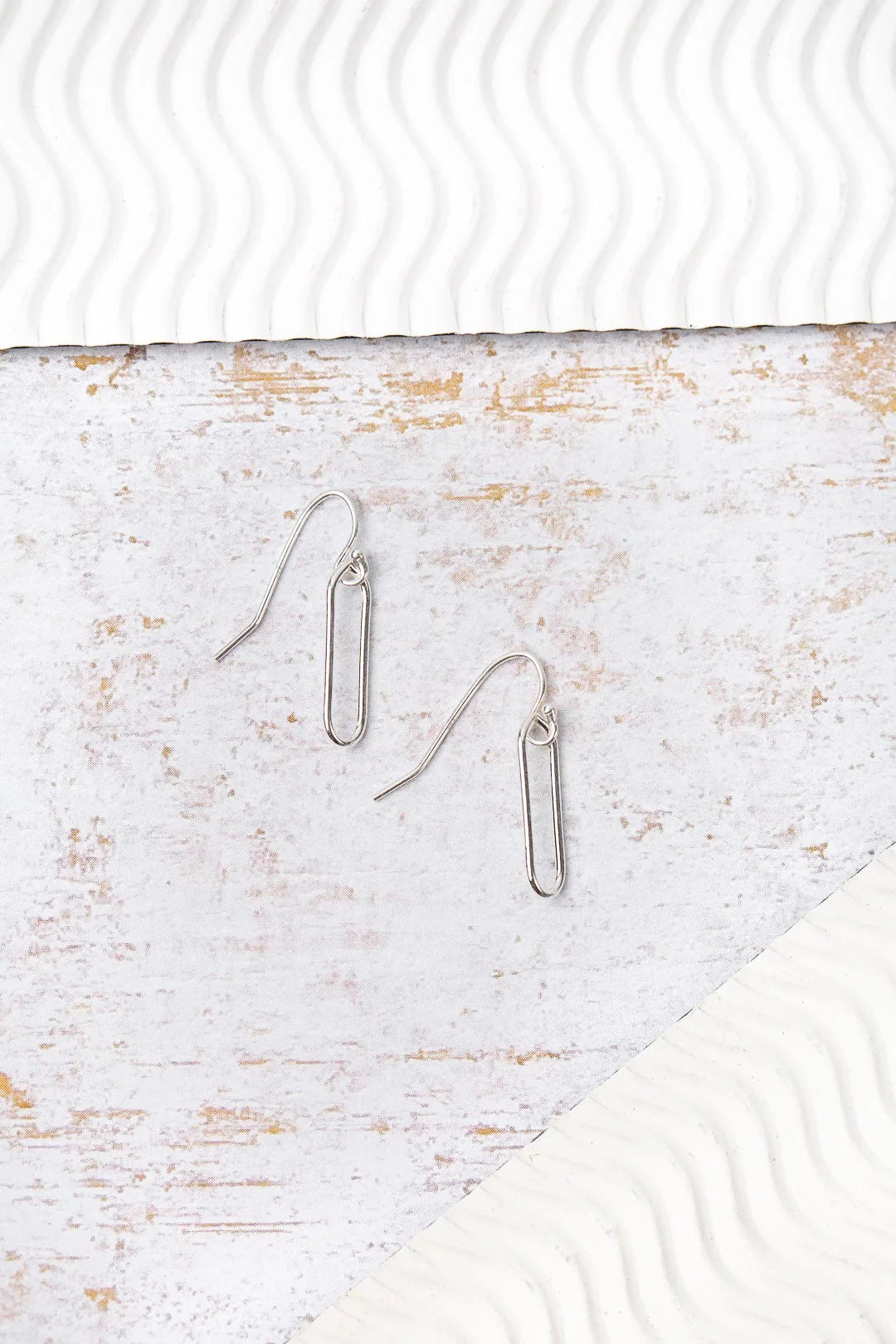 Simplicity Silver Paperclip Earrings E008