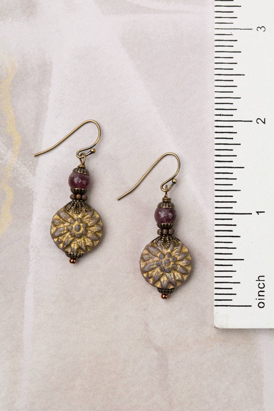 Mauve Czech Glass Simple Earrings 027E - Vintage Vault Boutique