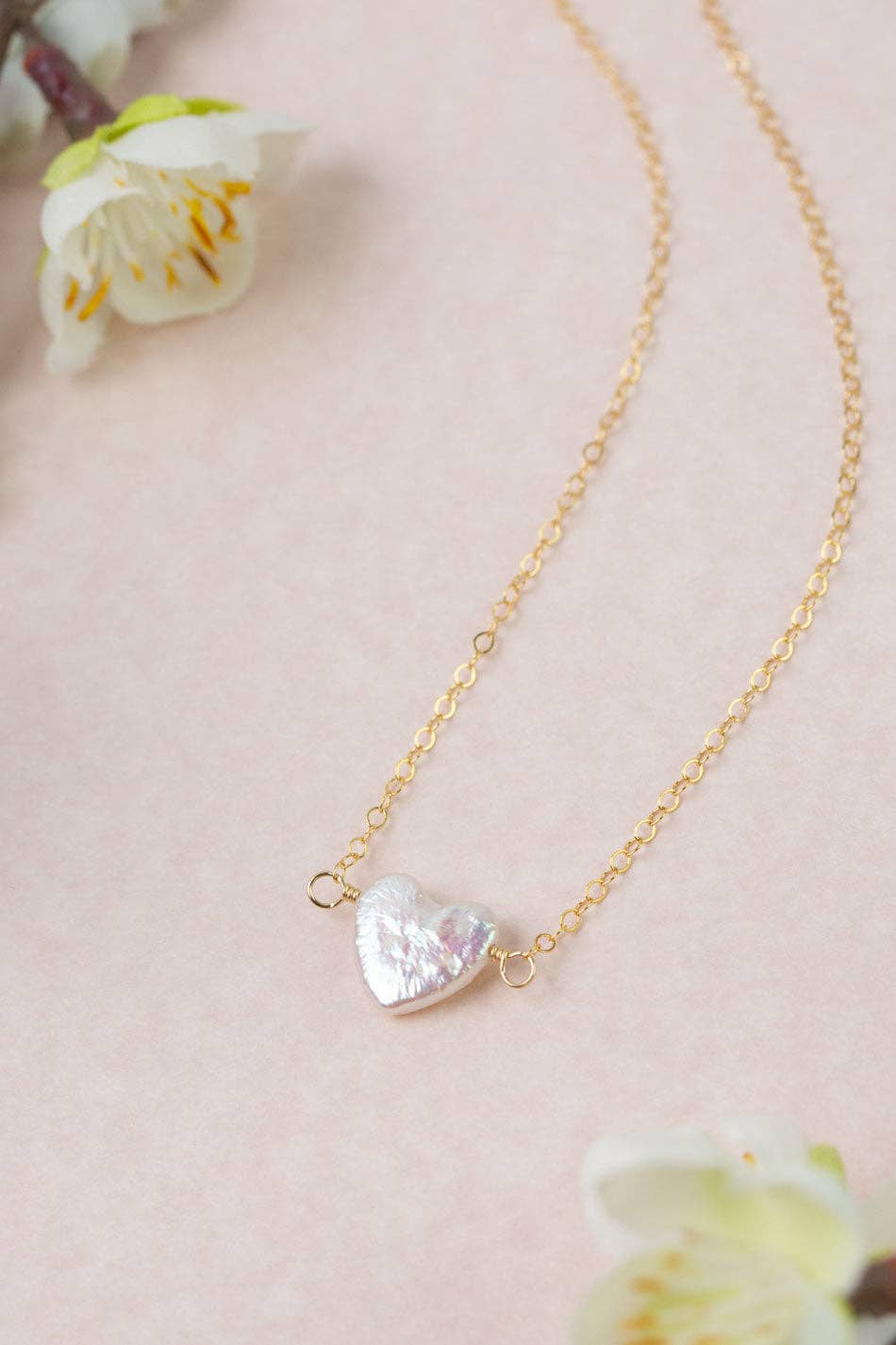 Bold Heart 15.5-17.5"  Freshwater Pearl Heart Simple Necklace
