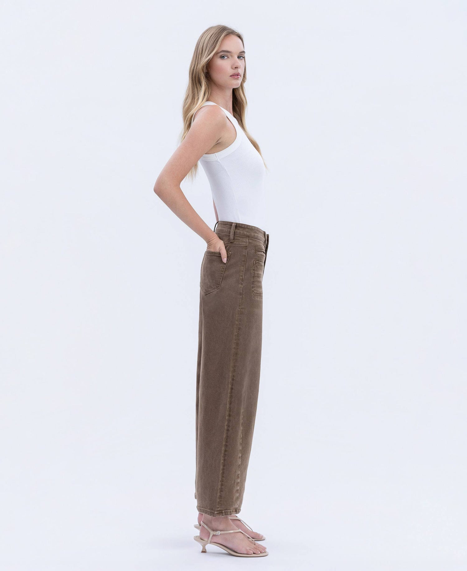 Welt Pocket Coffee Barrel Jean
