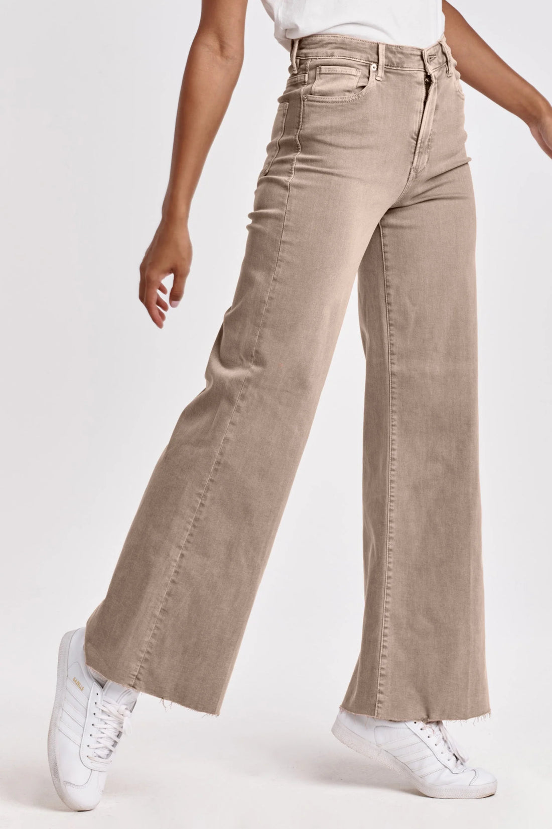 FIONA Mid Rise Wide Leg Jean in Cashmere