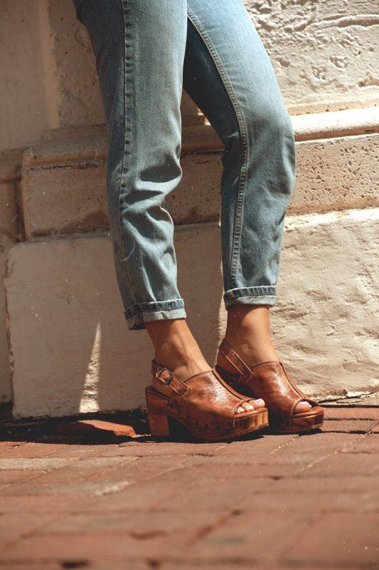 marie- Wood Clog Sandal -Tan - Vintage Vault Boutique