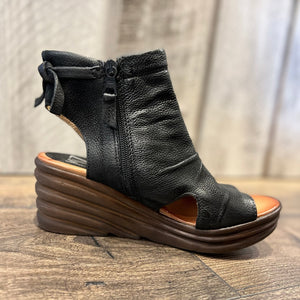 Anna Wedge Sandal